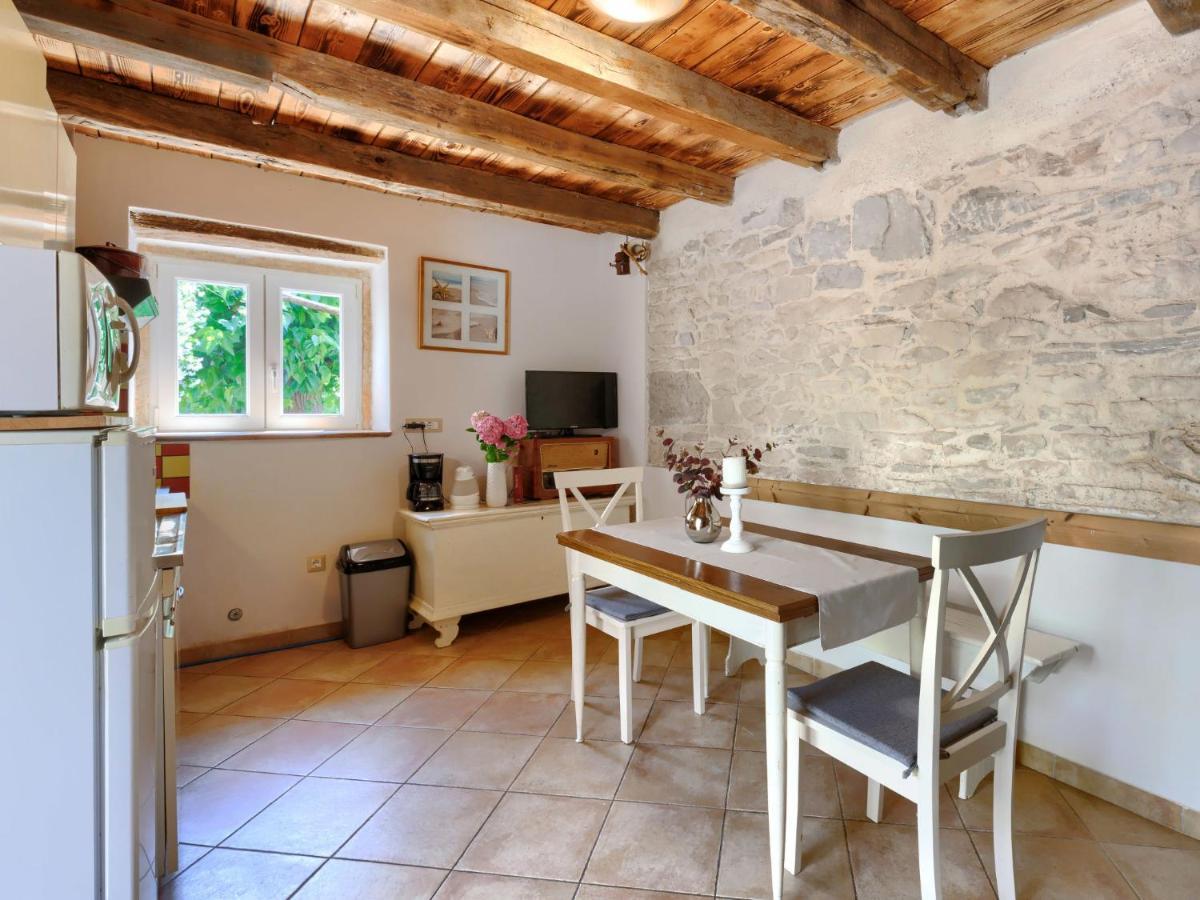 Holiday Home Pinia I - Kst126 By Interhome Kaštelir 外观 照片